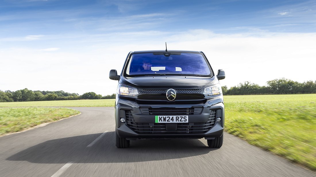 Citroën e-SpaceTourer M 50 kWh (2024-…) передняя часть, решетка радиатора, фары, бампер, экстерьер
